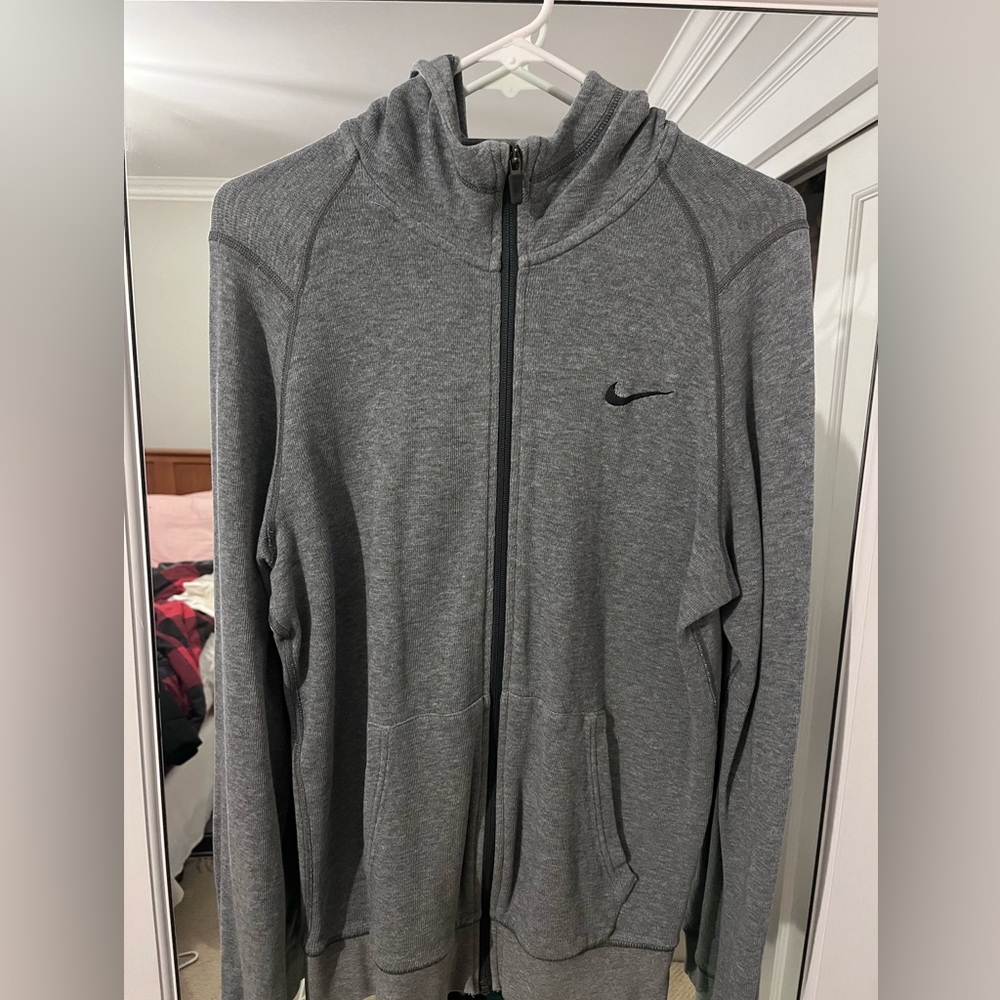Nike light weight zip up